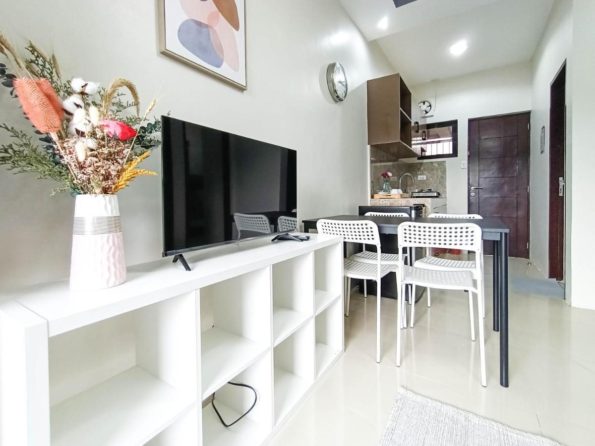 Manzil Anilao B&B Mabini  Luaran gambar